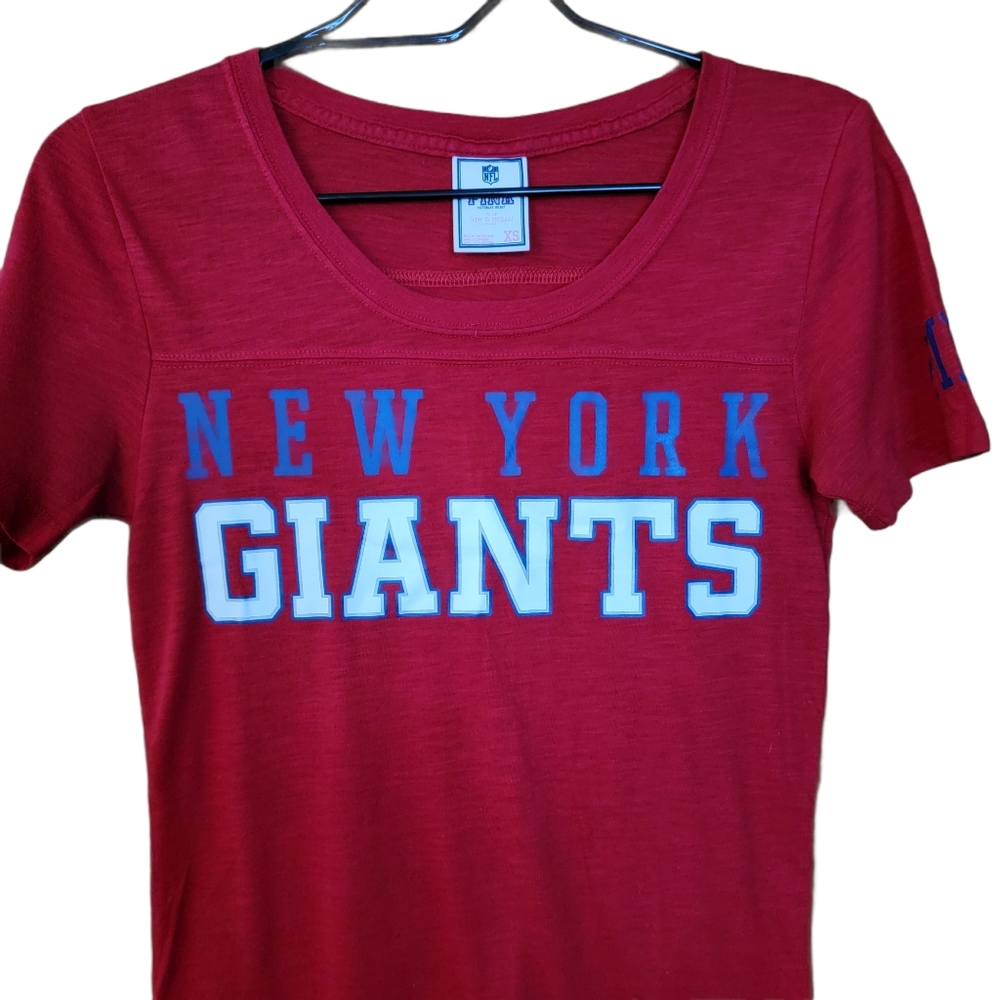Clearance! PINK Victoria's Secret NY Giants T-shirt